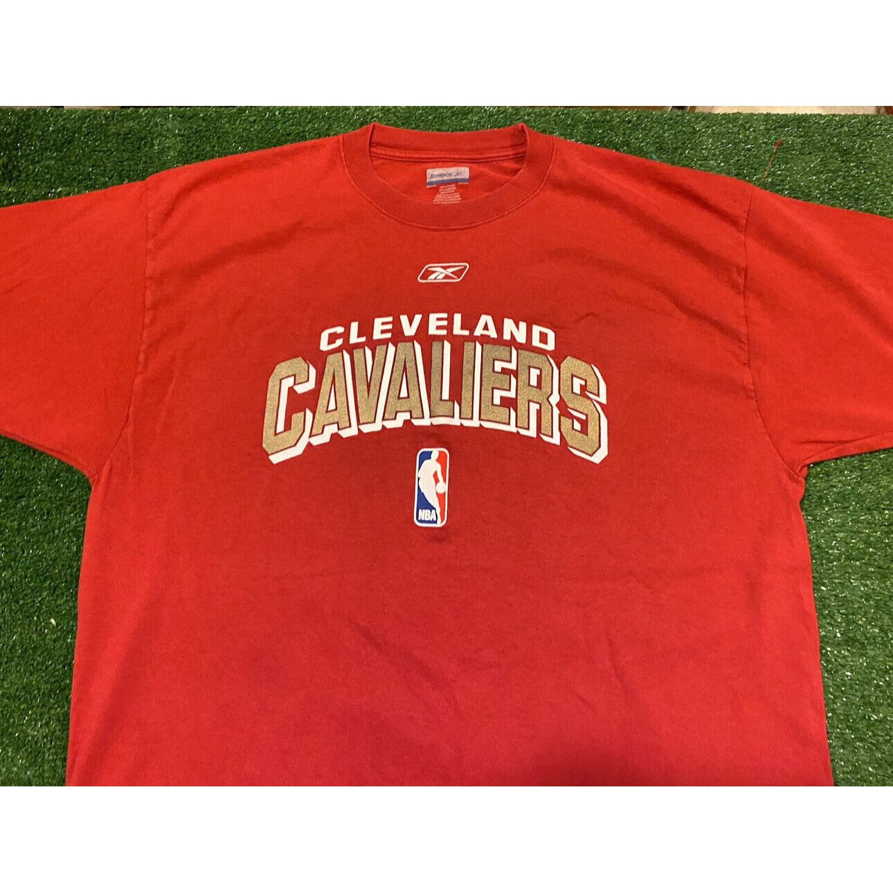Retro Y2K reebok Cleveland Cavaliers Cavs arch basketball t-shirt XL NBA