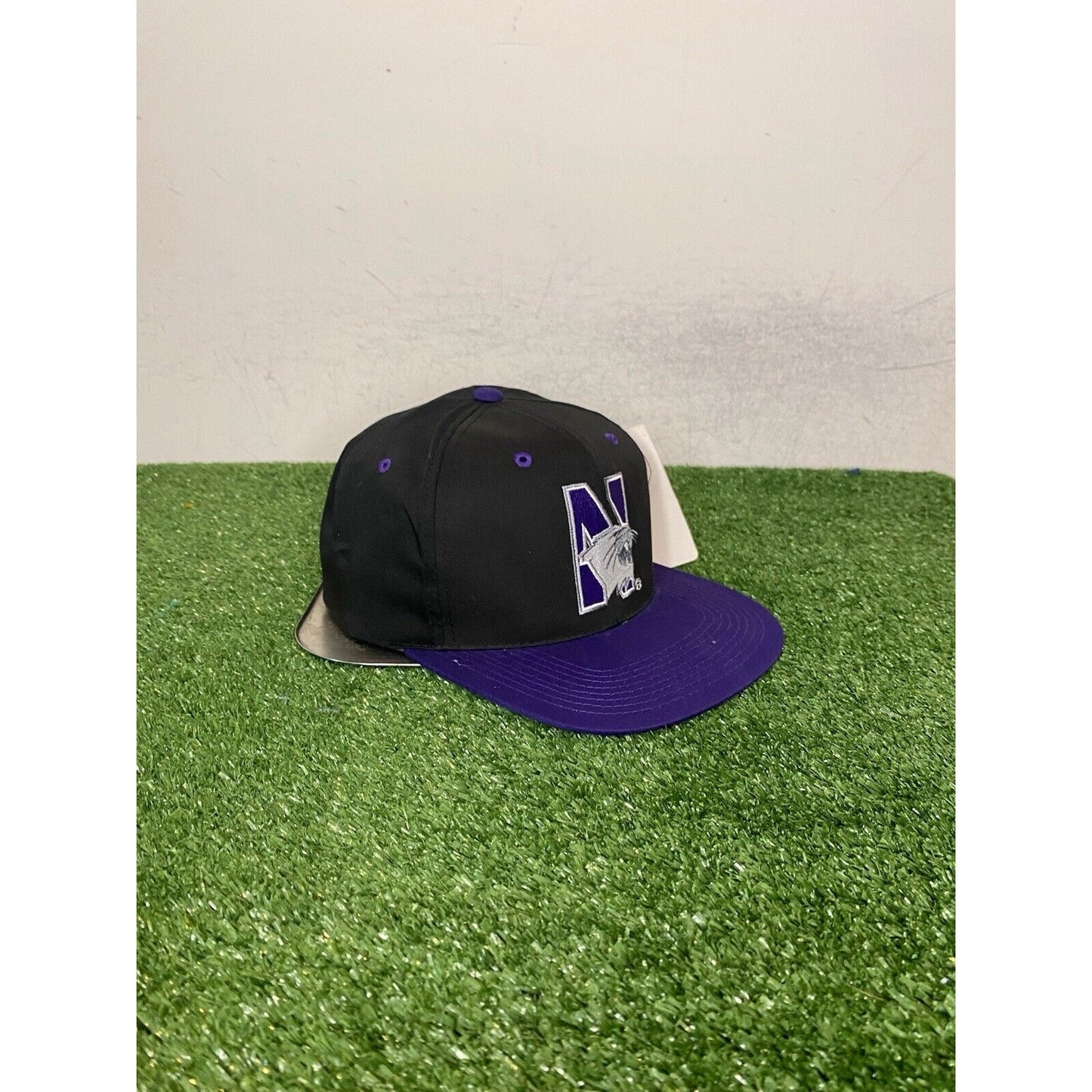 Vintage northwestern wildcats hat cap snap back purple black deadstock G Cap men