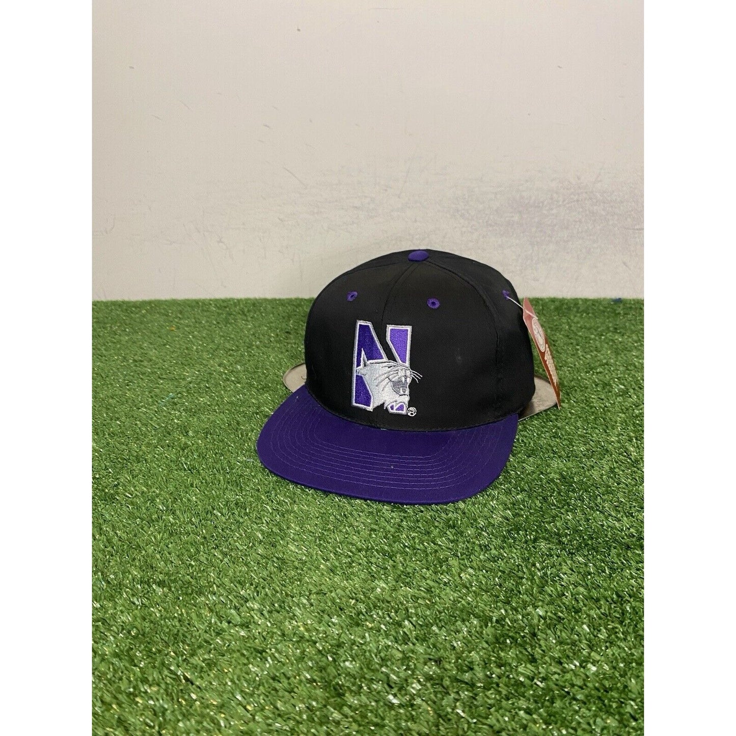 Vintage northwestern wildcats hat cap snap back purple black deadstock G Cap men