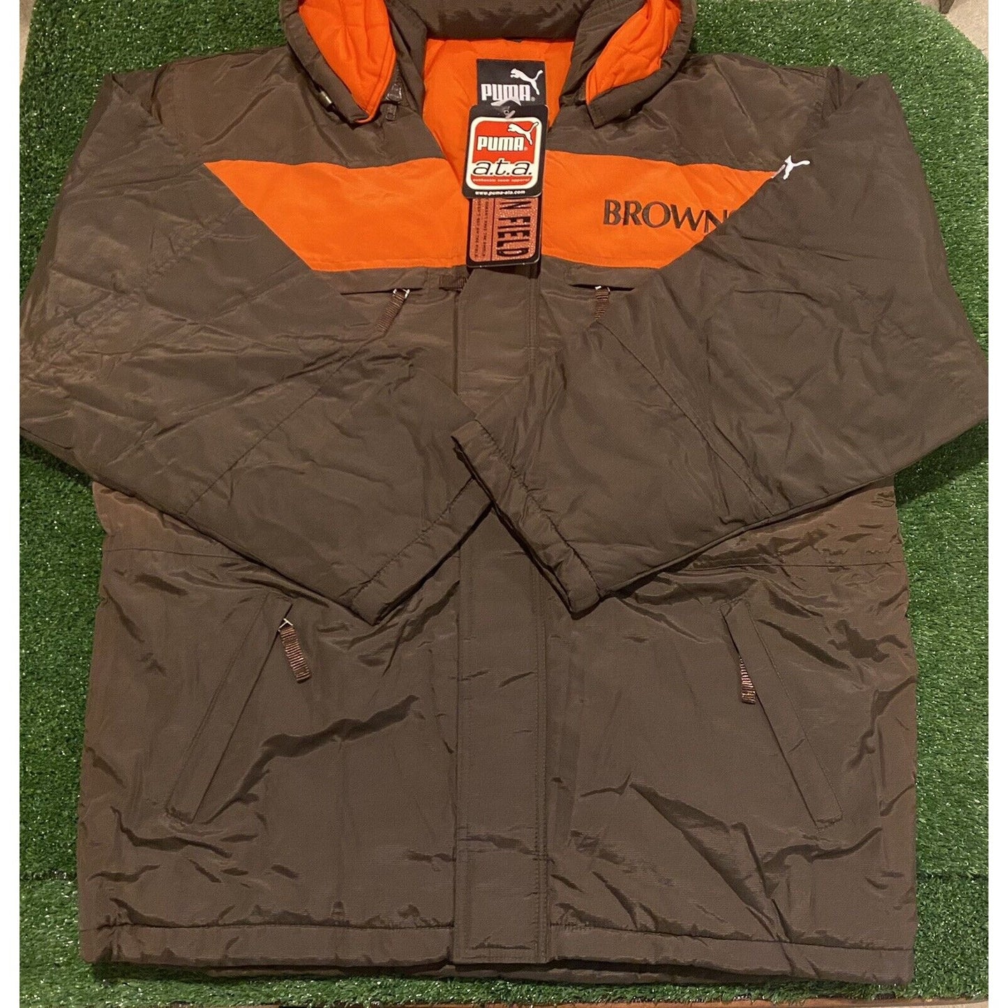 Vintage Puma Cleveland Browns zip up jacket coat Pro Line NWT Large