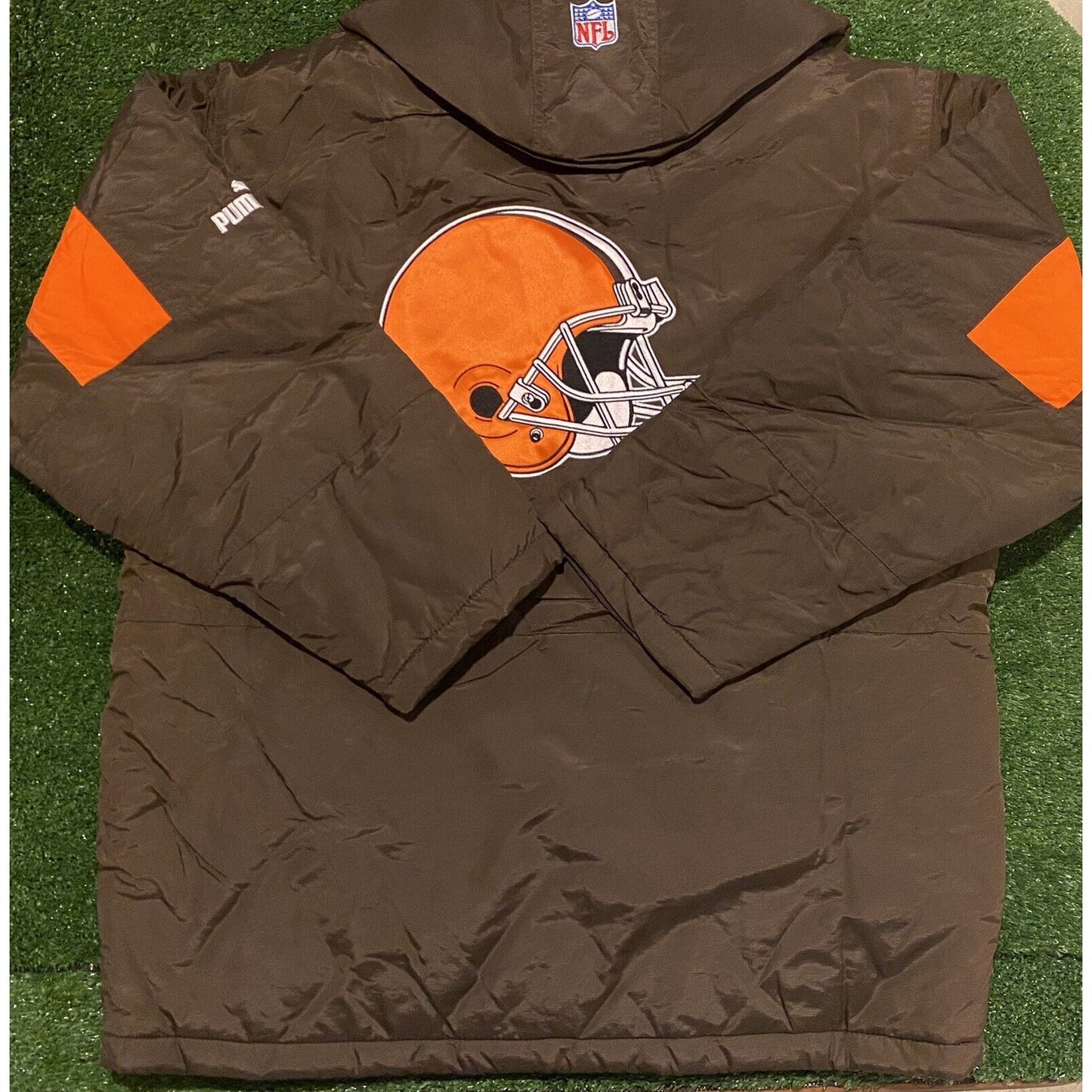 Vintage Puma Cleveland Browns zip up jacket coat Pro Line NWT Large