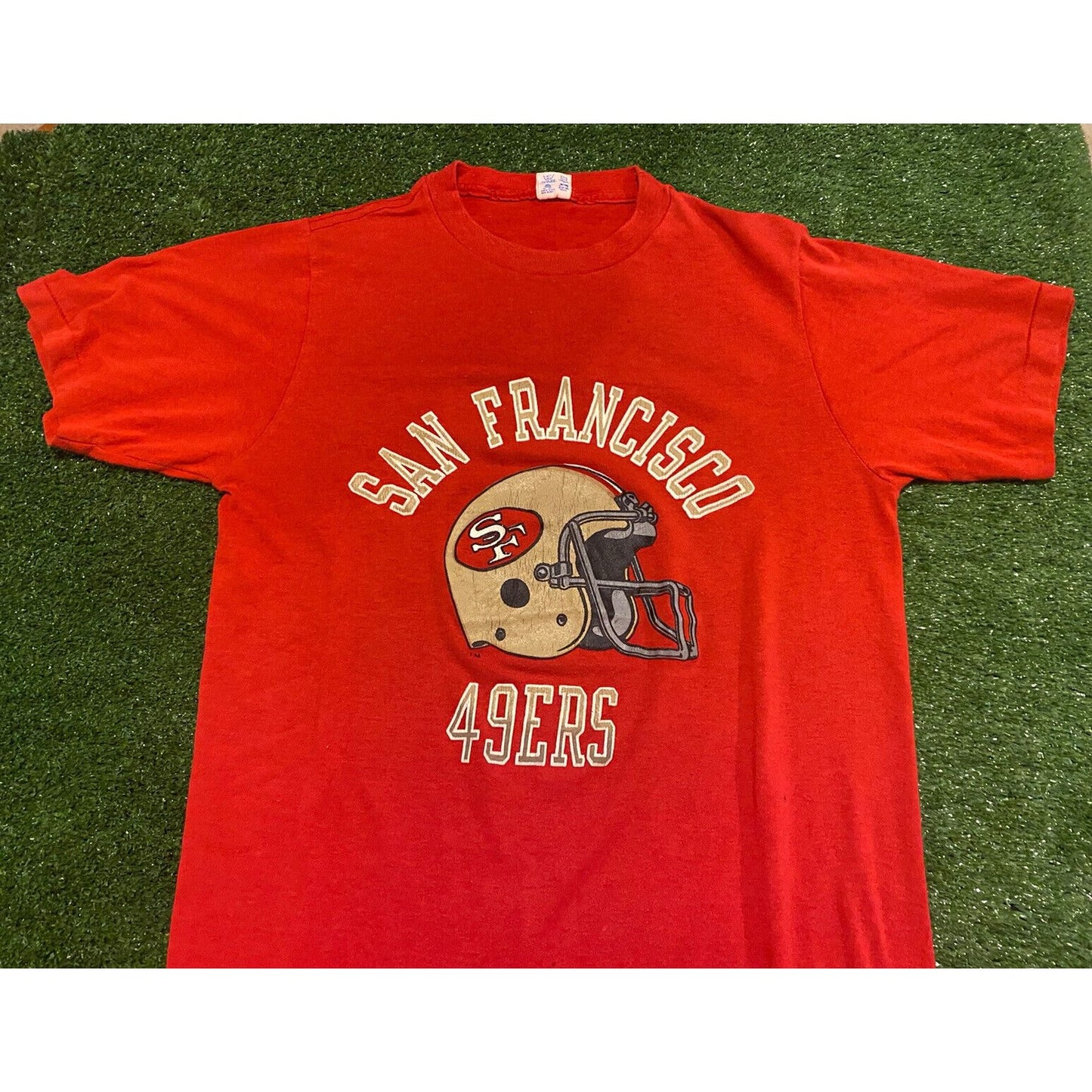 Vintage Champion San Francisco 49ers helmet spell out t-shirt small