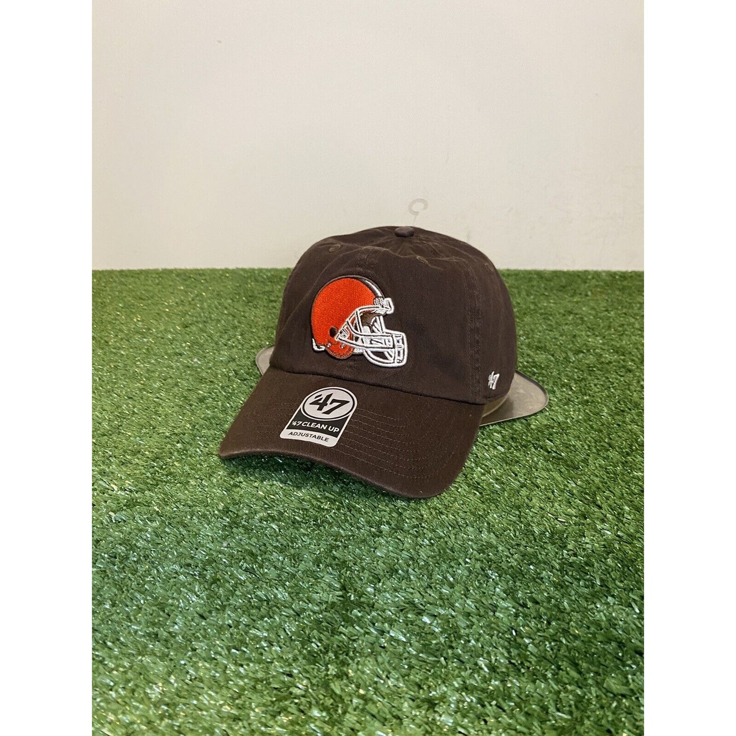 '47 Forty Seven Cleveland Browns helmet clean up strapback adjustable hat brown