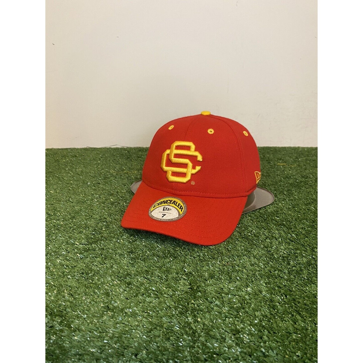 Retro New Era Cap Concealer USC Southern Cal Trojans fitted hat size 7 NWT