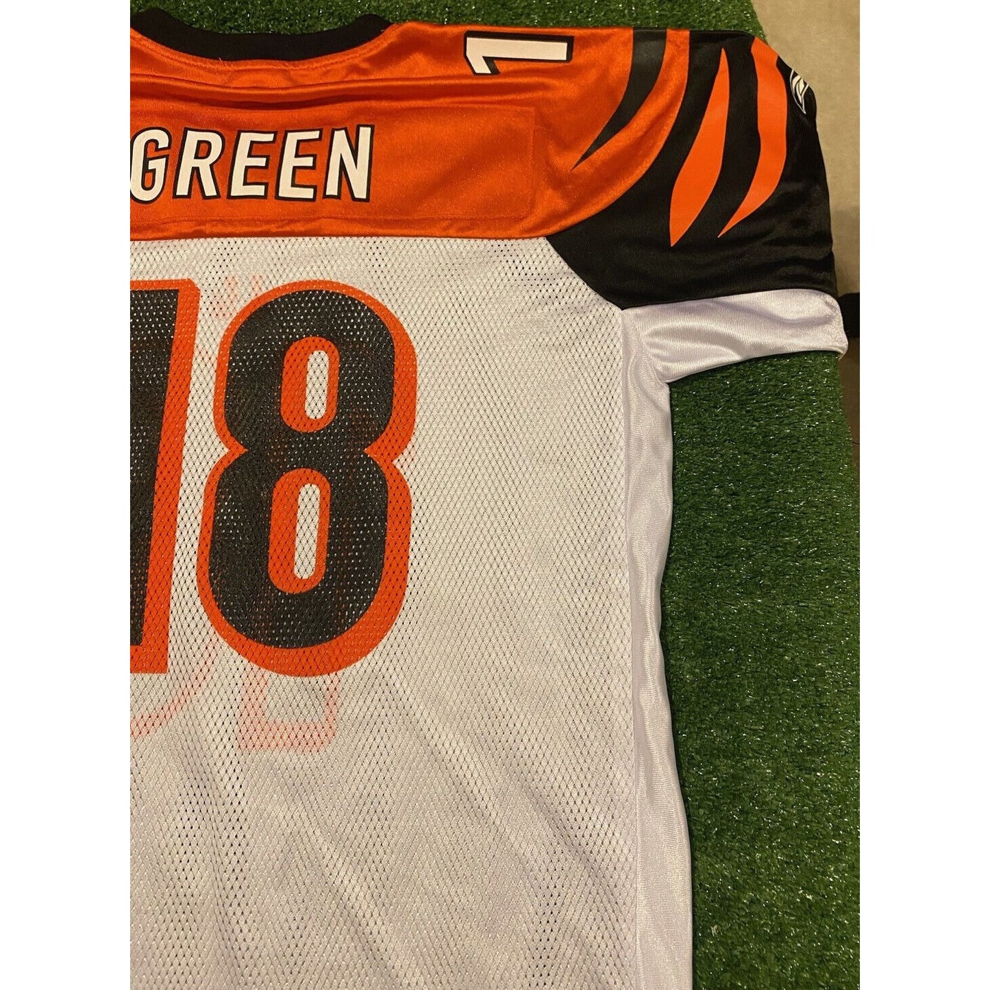 Retro Reebok NFL Equipment Cincinnati Bengals AJ Green #18 away jersey XL