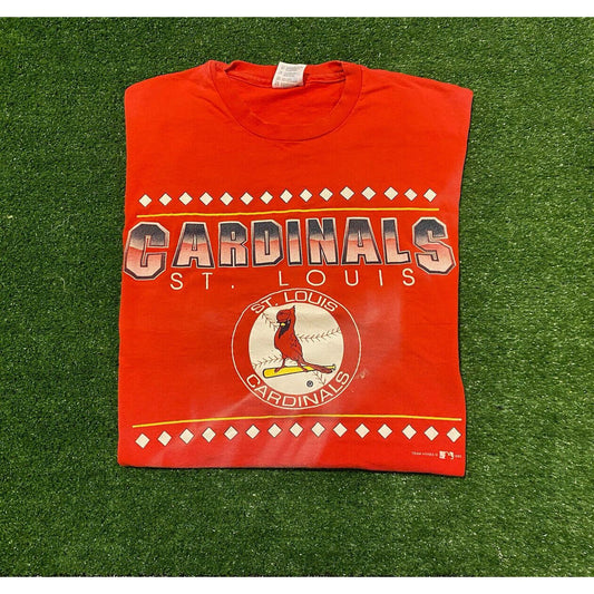Vintage Team Hanes St. Louis Cardinals diamond spell out logo t-shirt medium