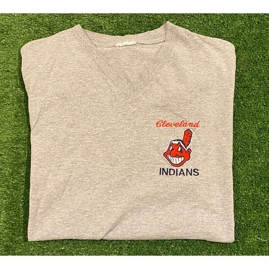 Vintage Cleveland Indians V-neck embroidered t-shirt size large Chief Wahoo