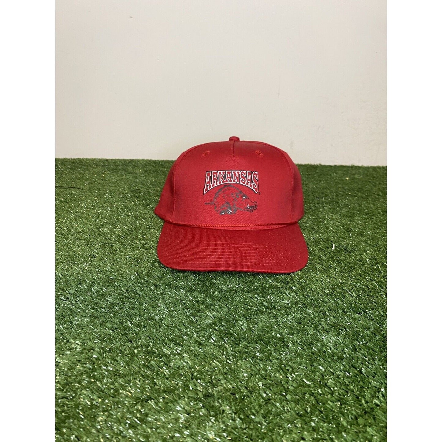 Vintage Arkansas Razorbacks arch spell out logo rope snapback hat red