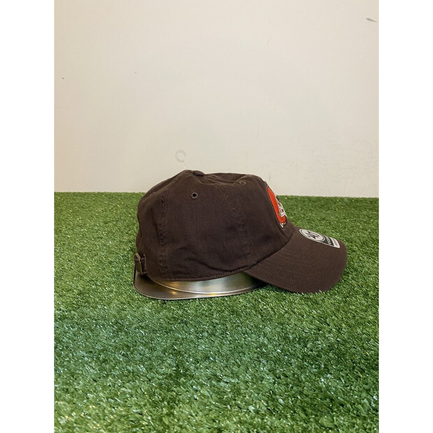 '47 Forty Seven Cleveland Browns helmet clean up strapback adjustable hat brown