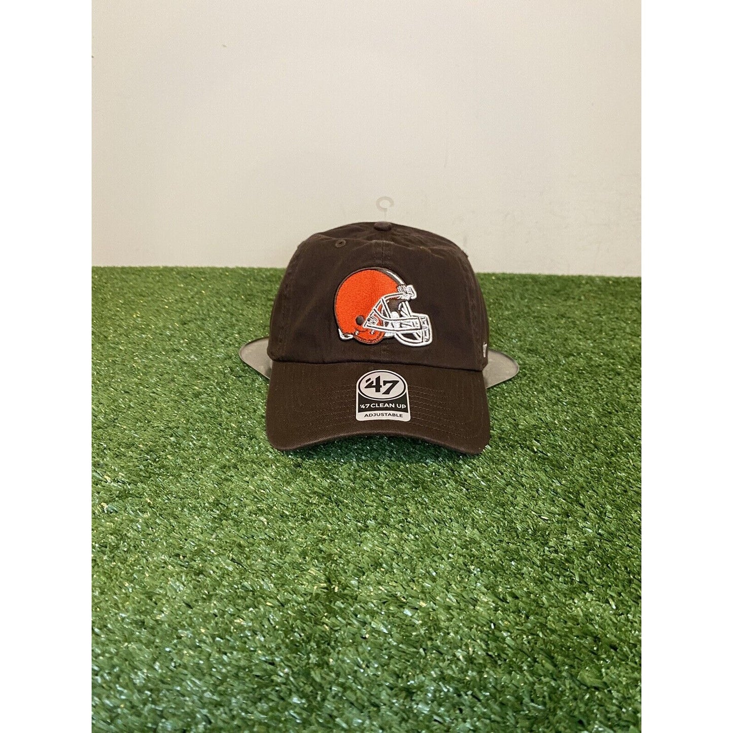 '47 Forty Seven Cleveland Browns helmet clean up strapback adjustable hat brown