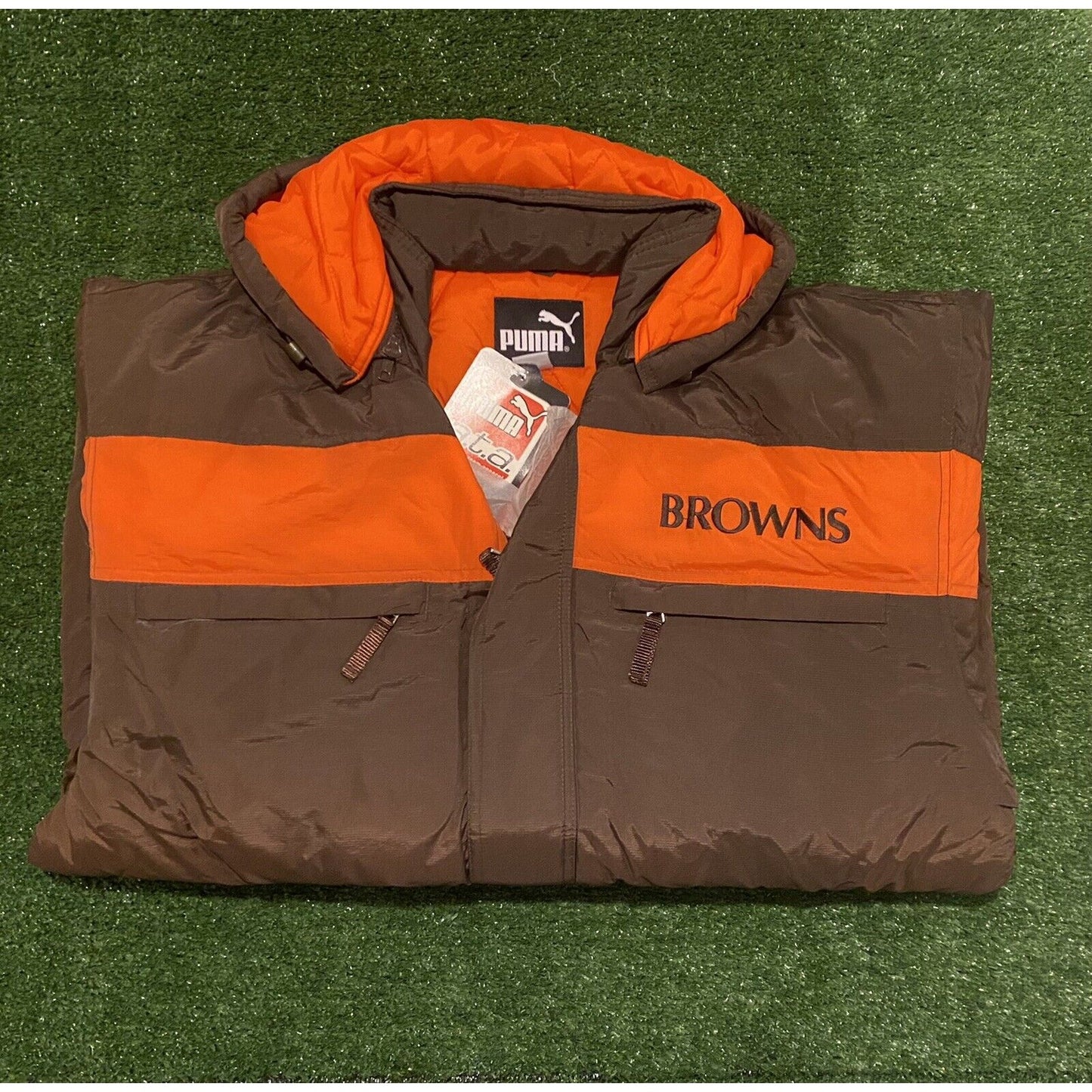 Vintage Puma Cleveland Browns zip up jacket coat Pro Line NWT Large