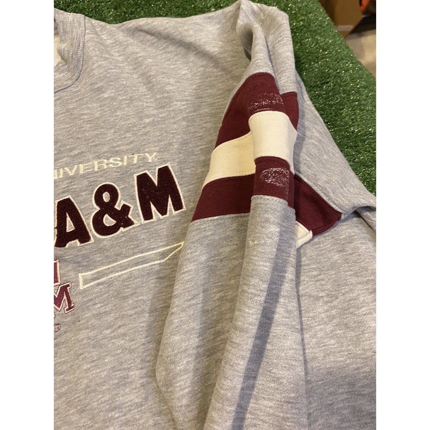 Vintage Team Edition Apparel Texas A & M Aggies arch embroidered crewneck  XL