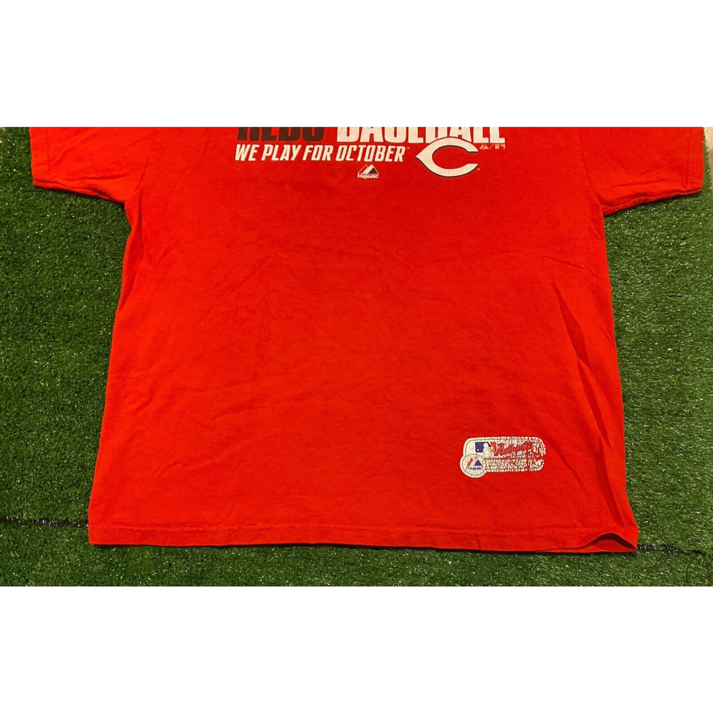 Retro Majestic Cincinnati Reds 2013 Playoff Baseball Play for October t-shirt XL